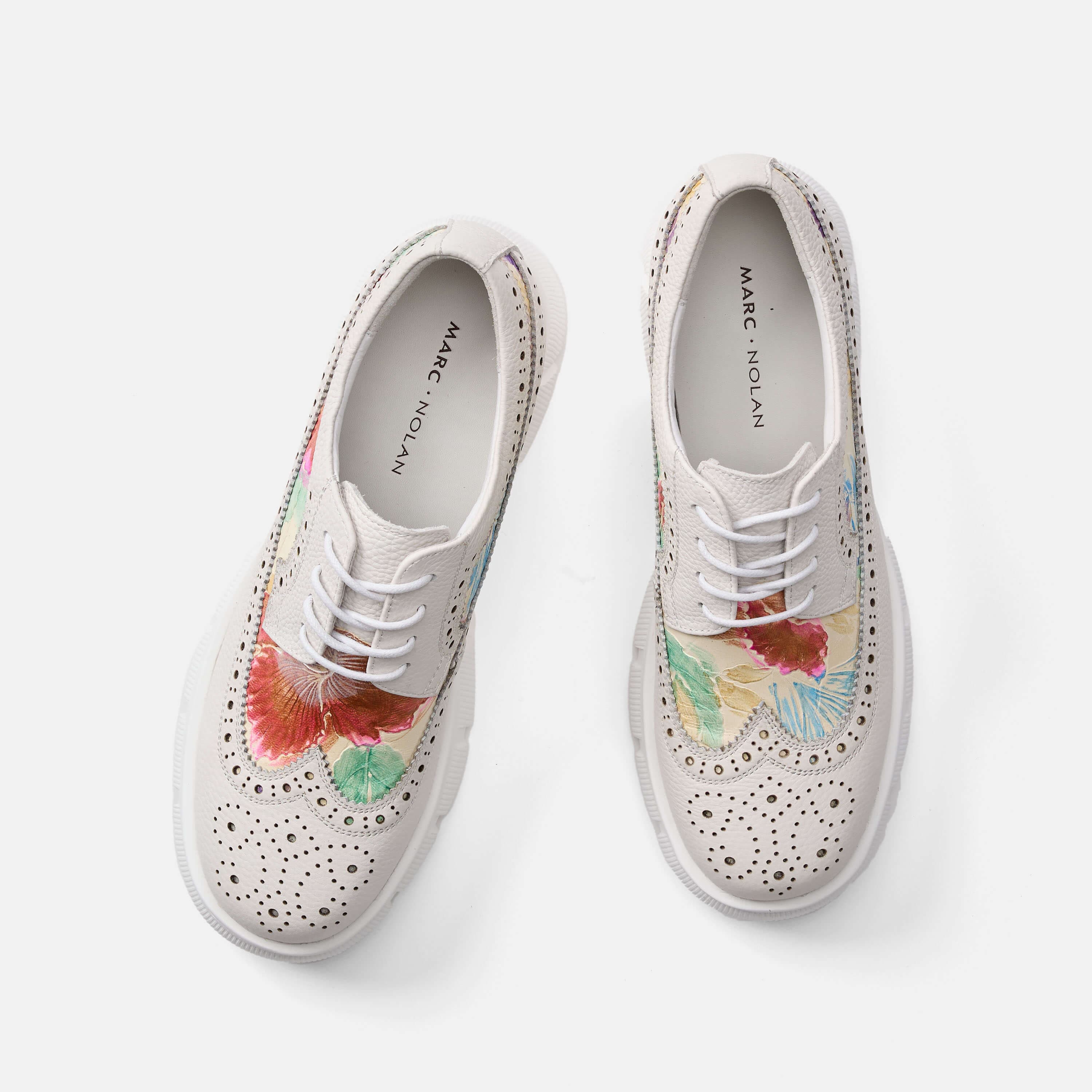 Women Cream/Floral Lug Dress Shoes